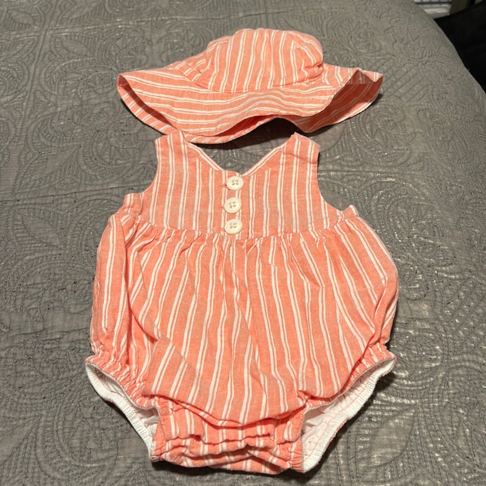 Linen salmon striped romper & Hat Size 0-3 months